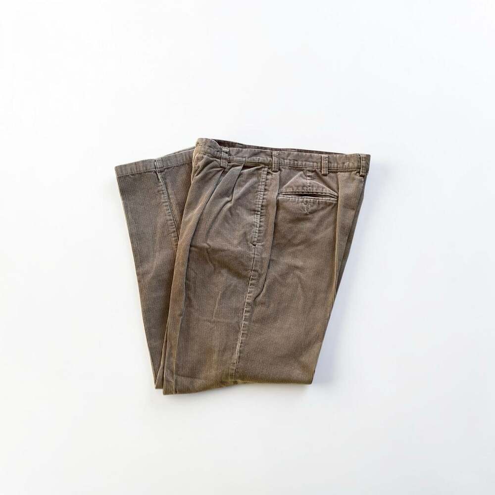 Vintage Abercrombie & Fitch Pleated Corduroy Pants 32x32 Brown